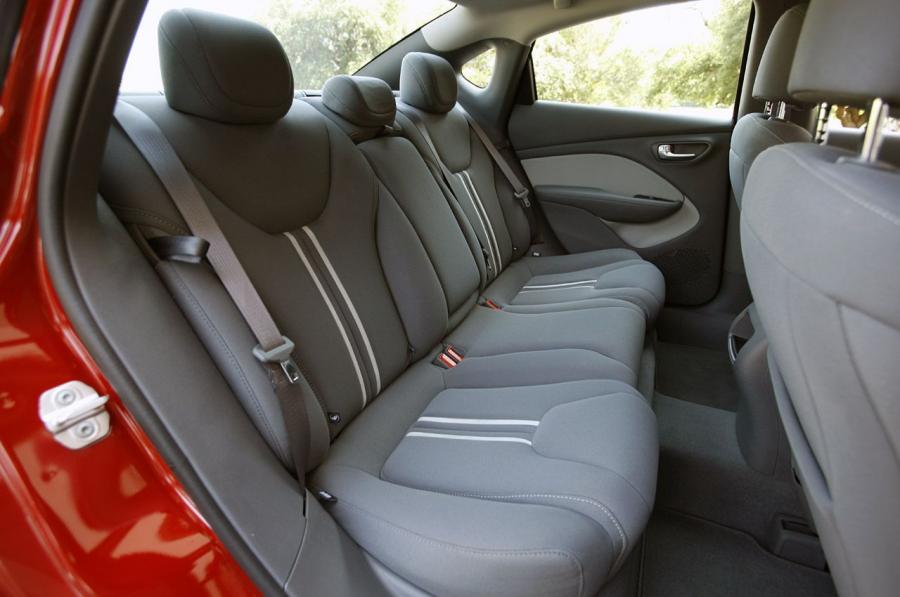  Dodge Dart 2012 года  (фото 62 из 145)